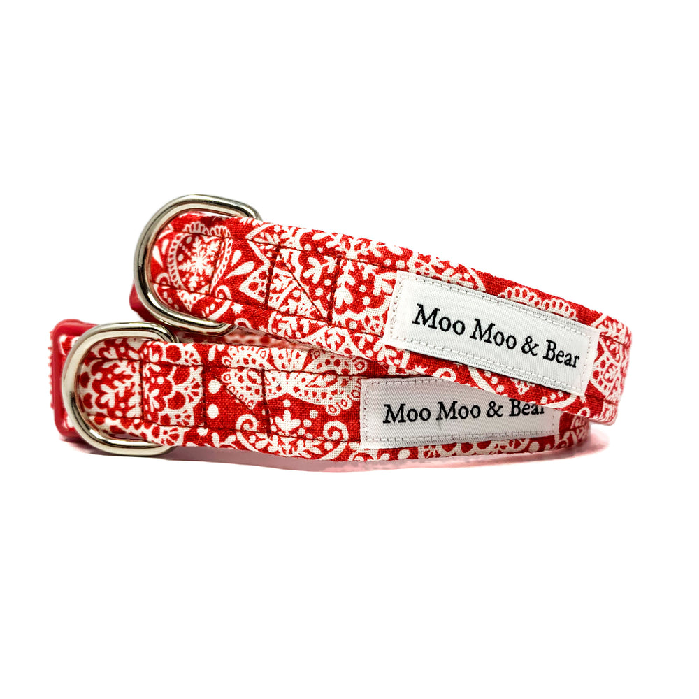 'LACE' DOG COLLAR AND OPTIONAL LEAD IN RED