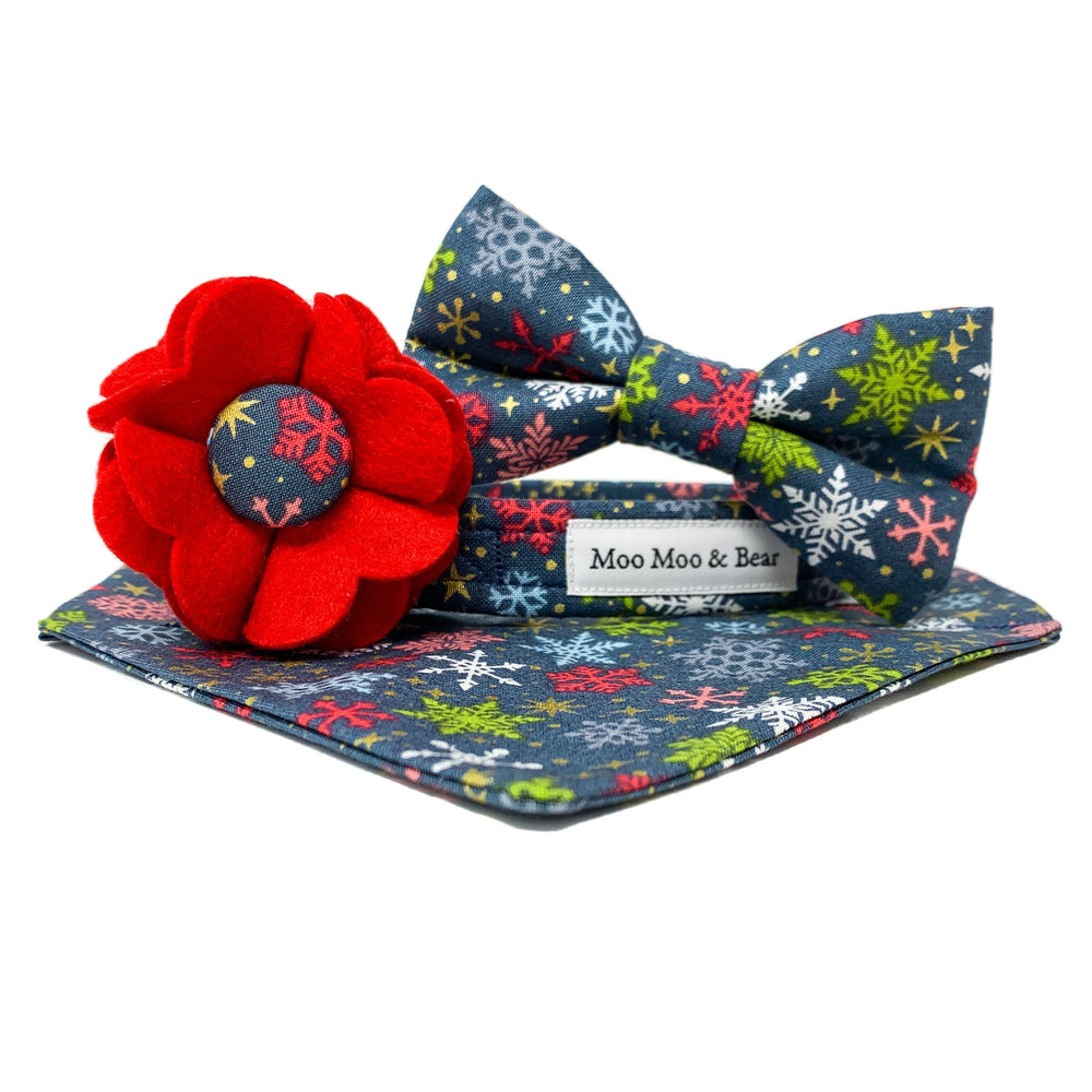 ‘SNOWFLAKES' WINTER GREY DOG COLLAR