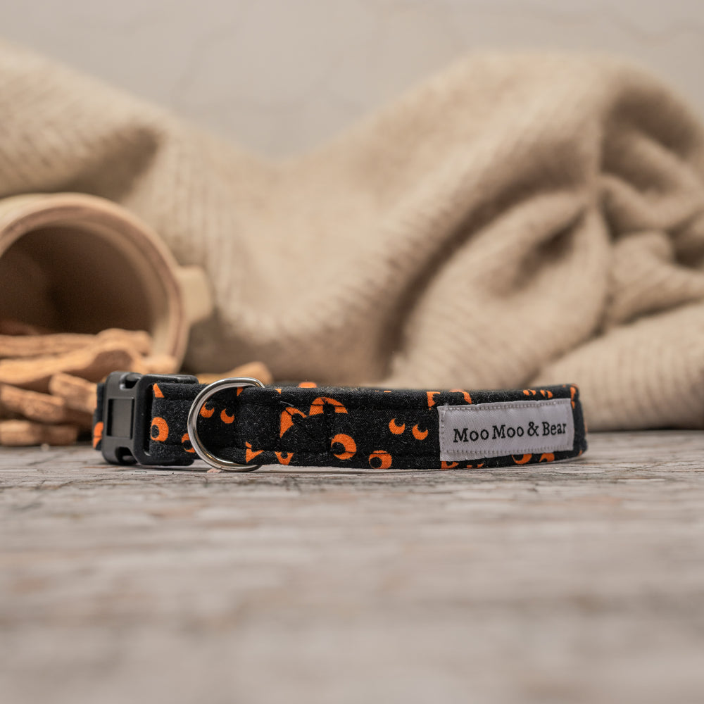 HALLOWEEN ORANGE EYES COLLAR