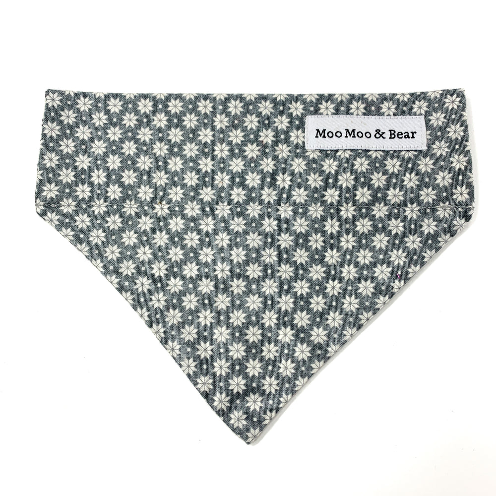 'NORDIC' GREY DOG BANDANA