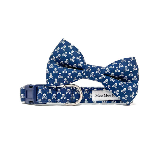 'JOLLY ROGER' DOG BOW TIE IN NAVY BLUE